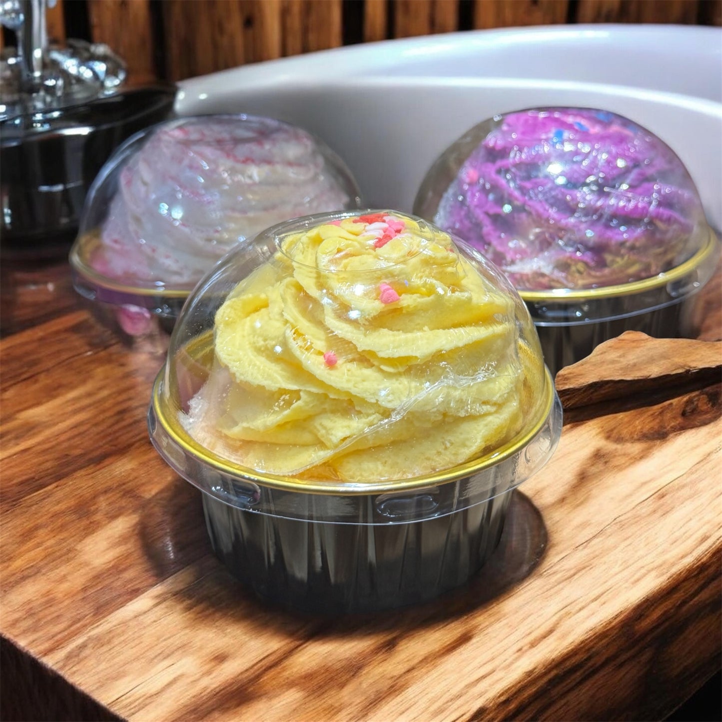 5oz Cupcake Bubble Bath + Bath Bomb